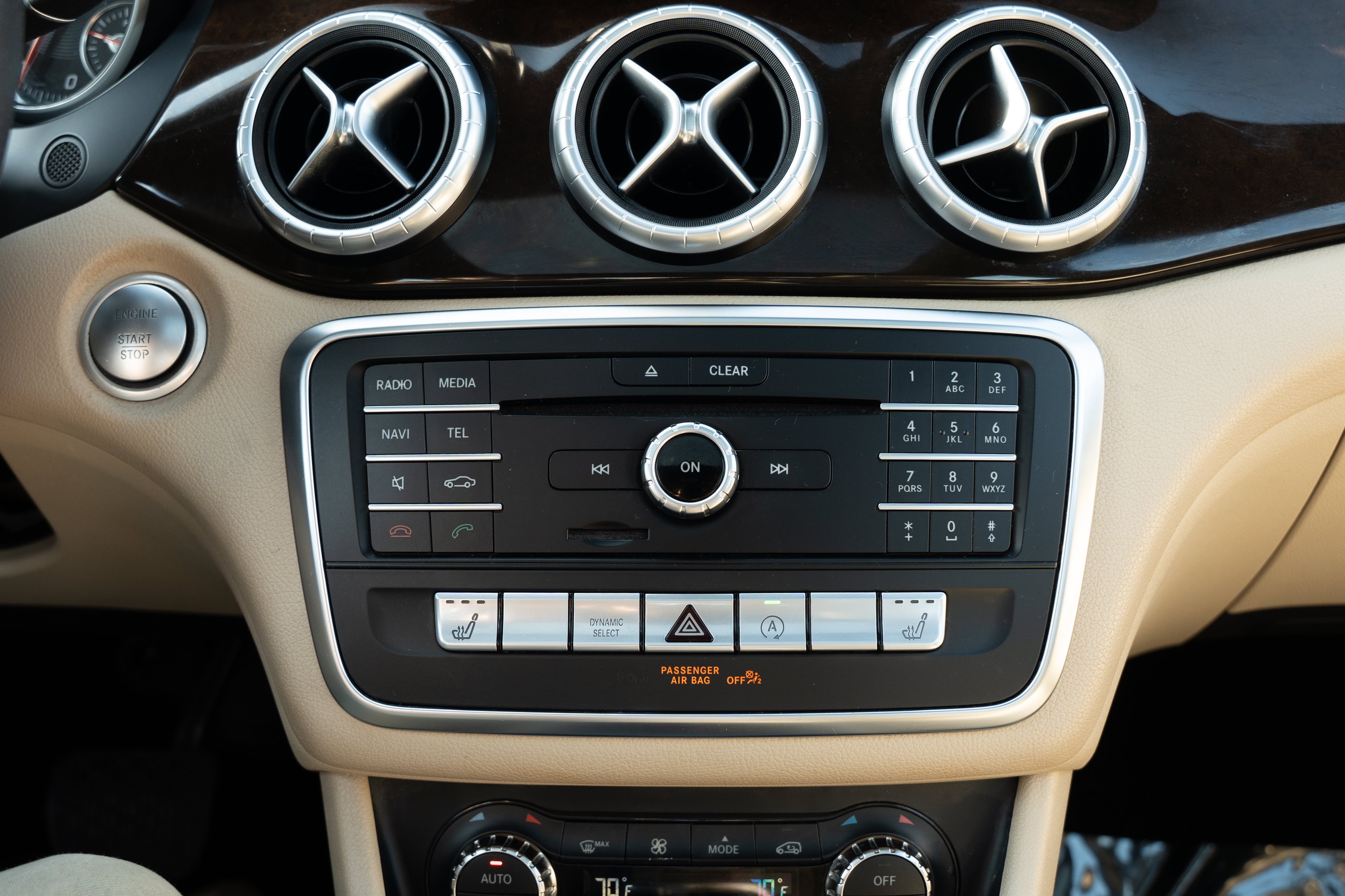 Used 2017 Cirrus White Mercedes-Benz CLA 250 image 12