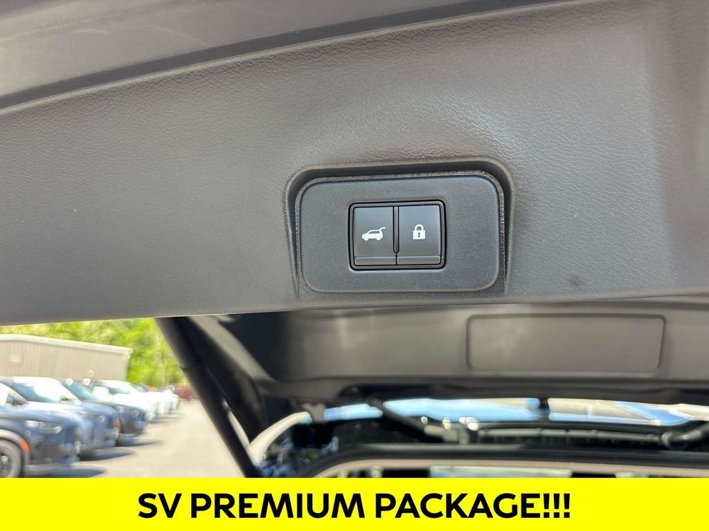 2023 Nissan Rogue SV - Photo 14