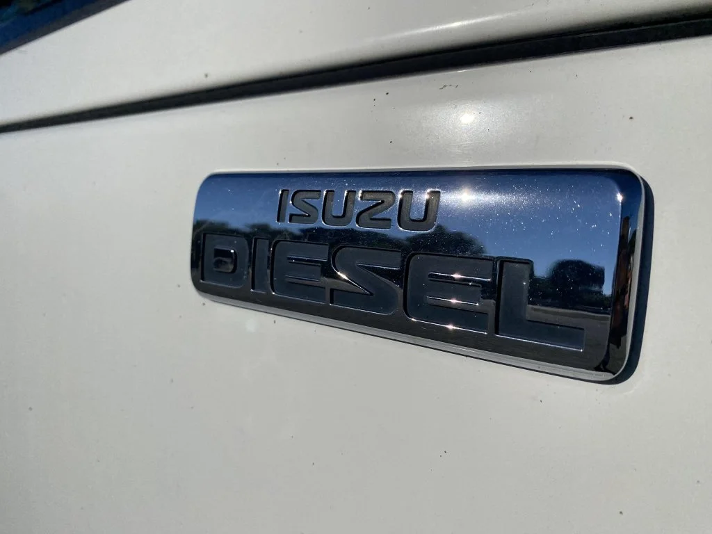 Used 2019  Isuzu Rollback image 36