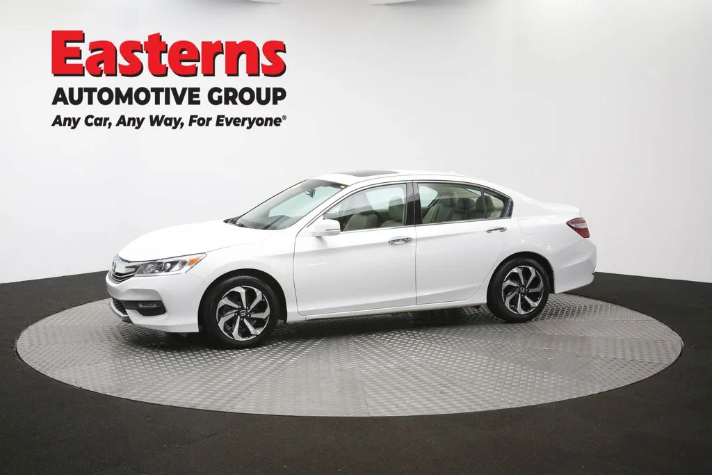 Used 2017 White Honda EX-L image 59