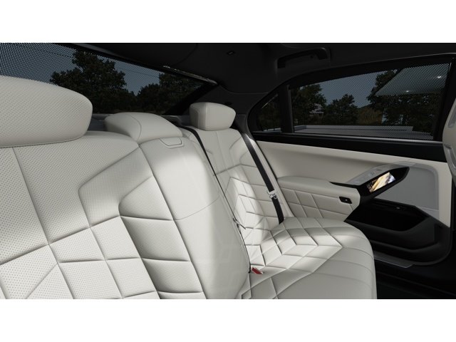 New 2026 Black Sapphire Metallic BMW 750e xDrive image 12