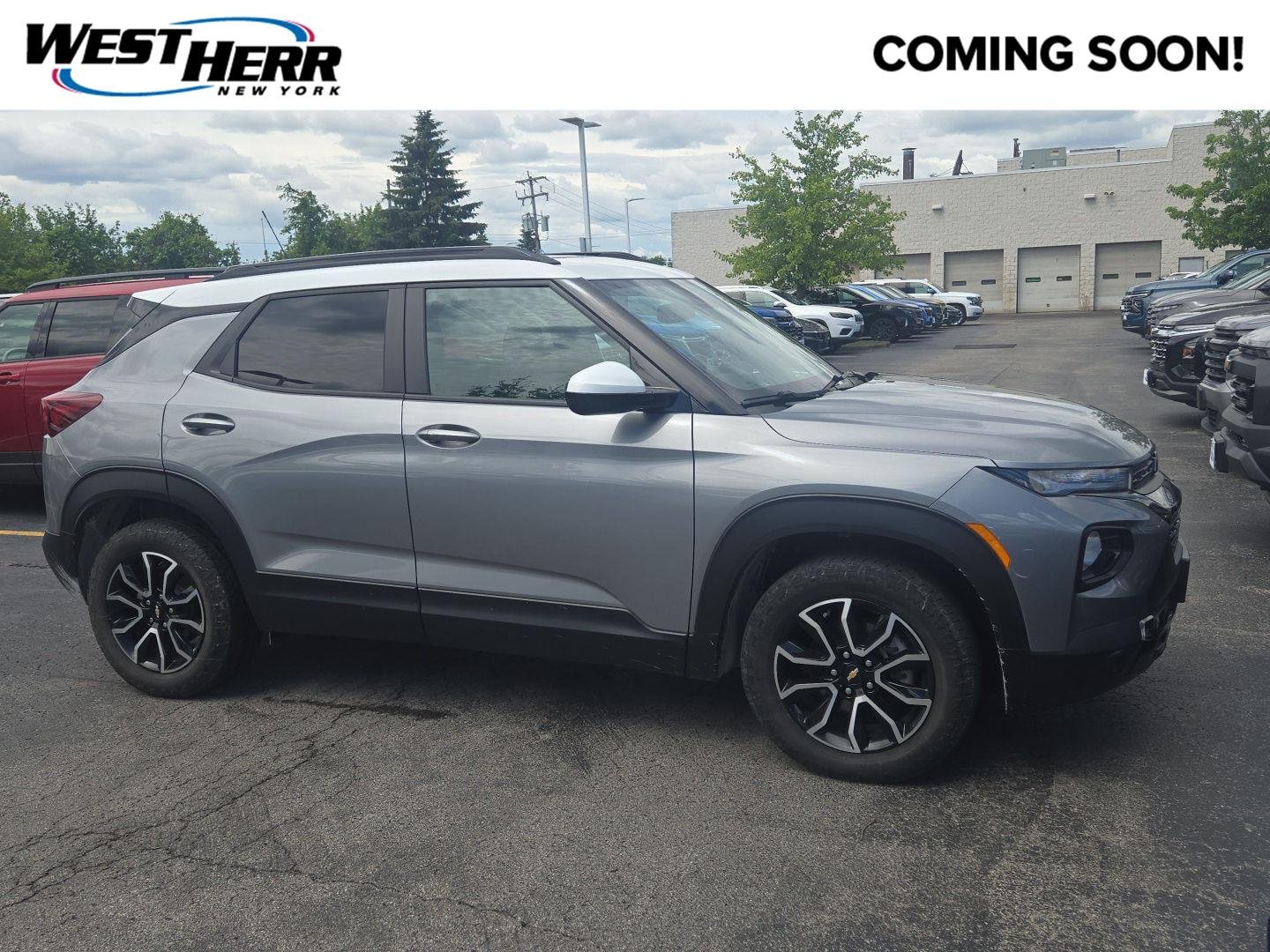 Used 2023  Chevrolet ACTIV image 1