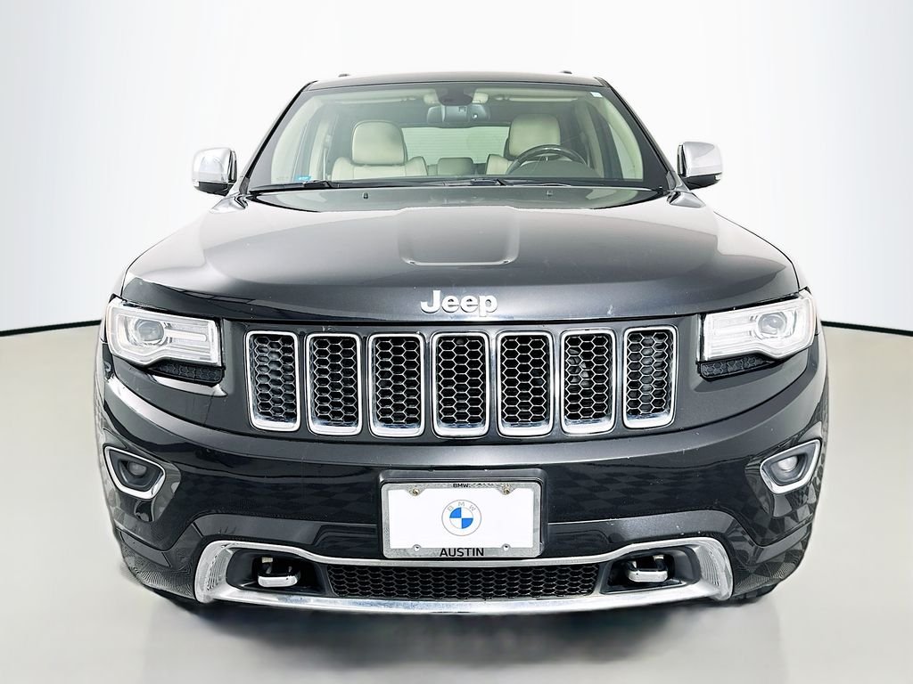 Used 2014 Brilliant Black Crystal Pearlcoat Jeep Overland image 2
