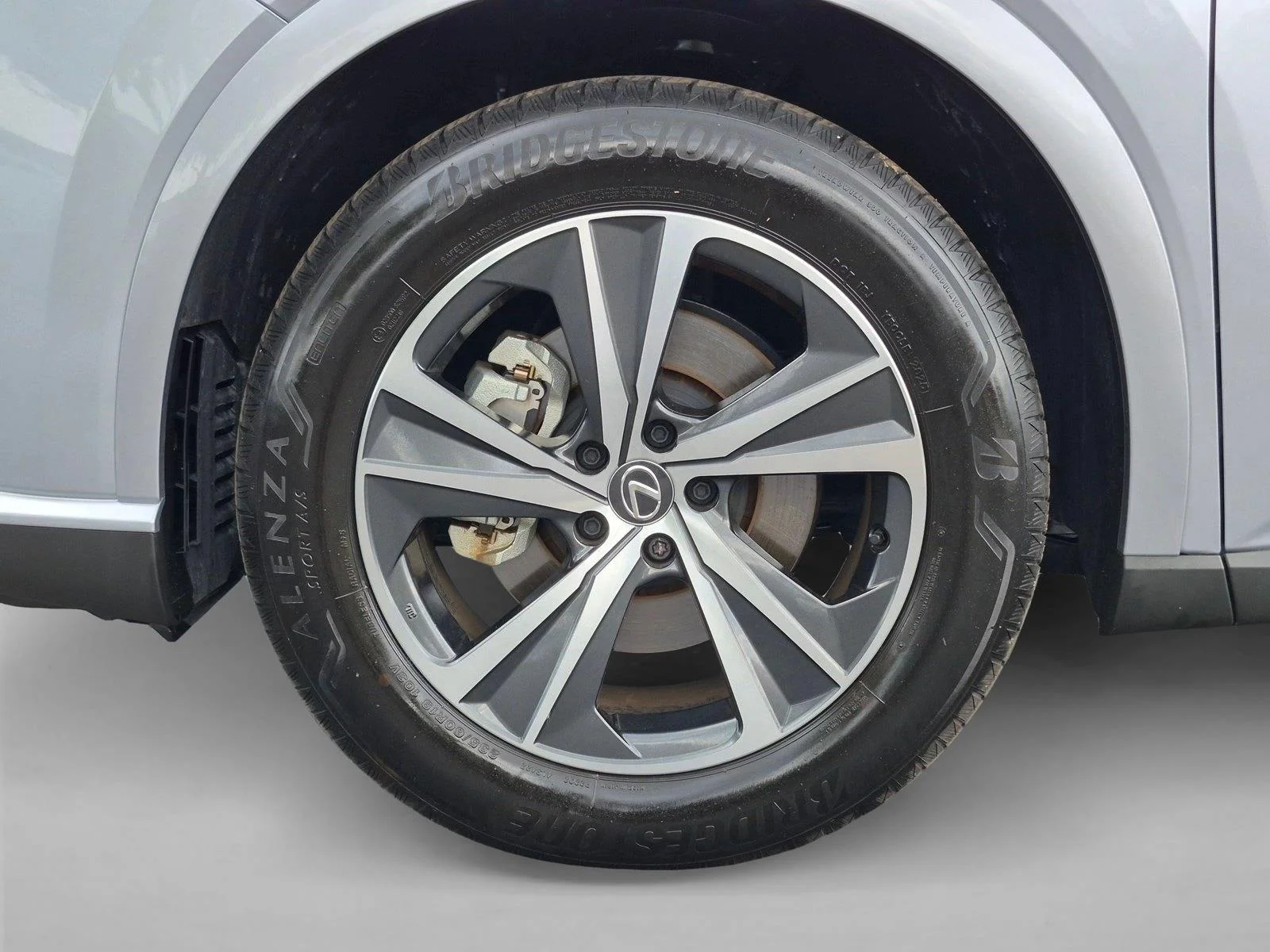 Certified Used 2025 Iridium Lexus PREMIUM image 23