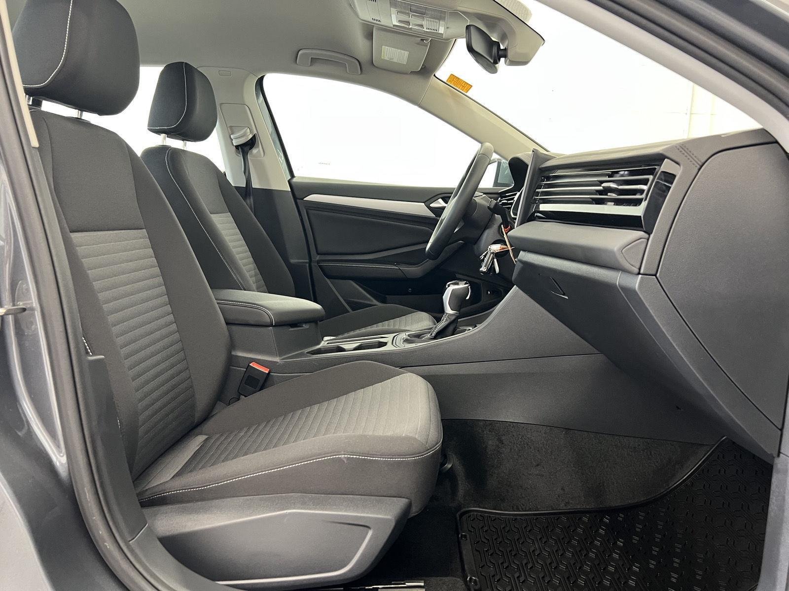 Used 2026 Platinum Gray Metallic Volkswagen S image 28