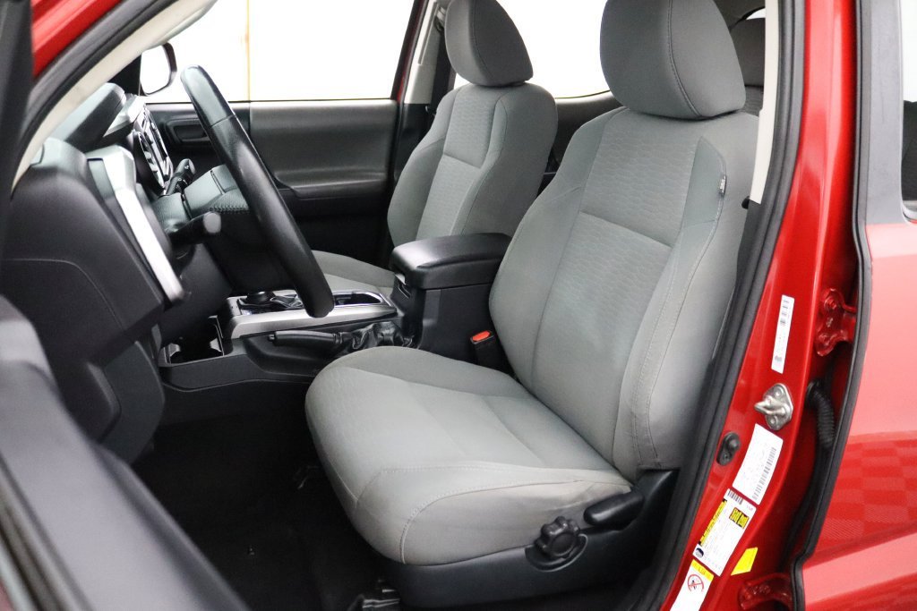2019 Toyota Tacoma SR5 - Photo 13