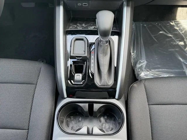 New 2026 Summit White Chevrolet LT image 16