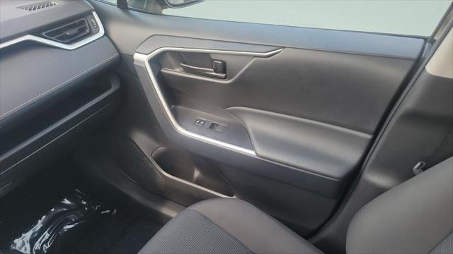 Certified Used 2025 MIDNIGHT BLACK METALLIC Toyota  image 12