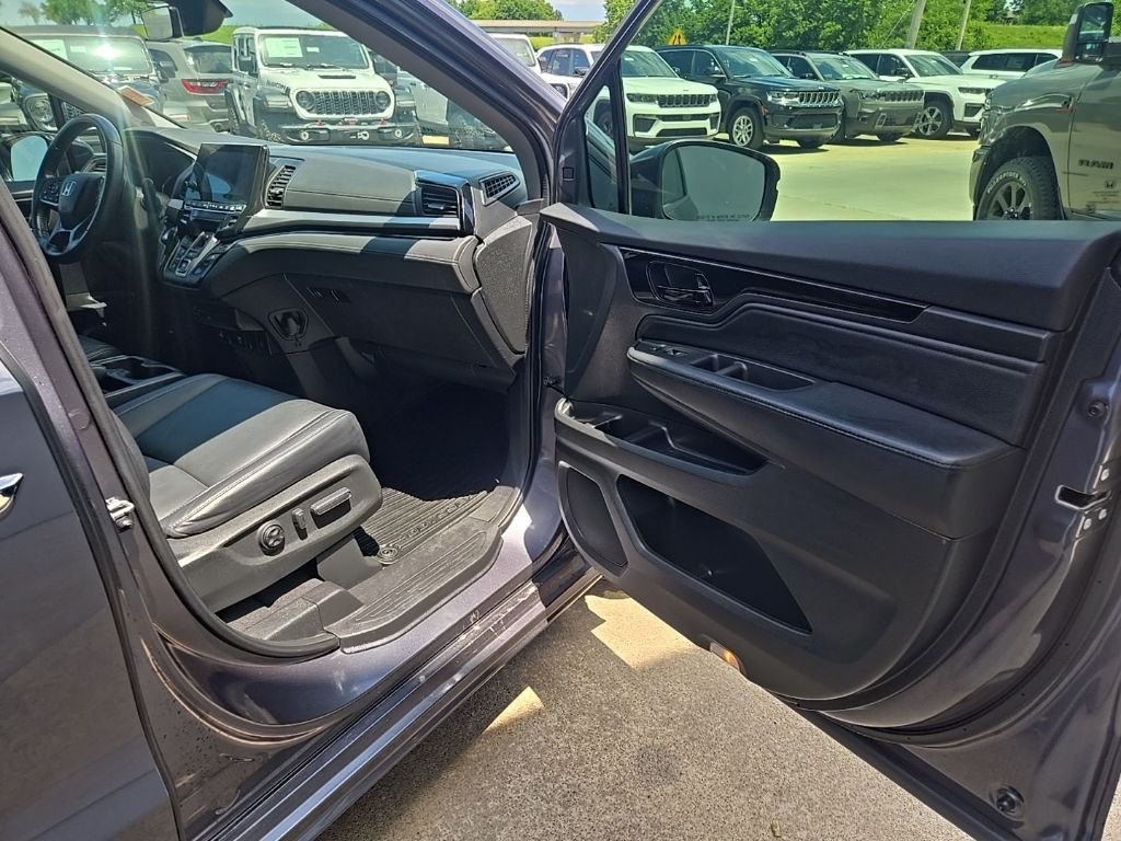Used 2021  Honda Touring image 74