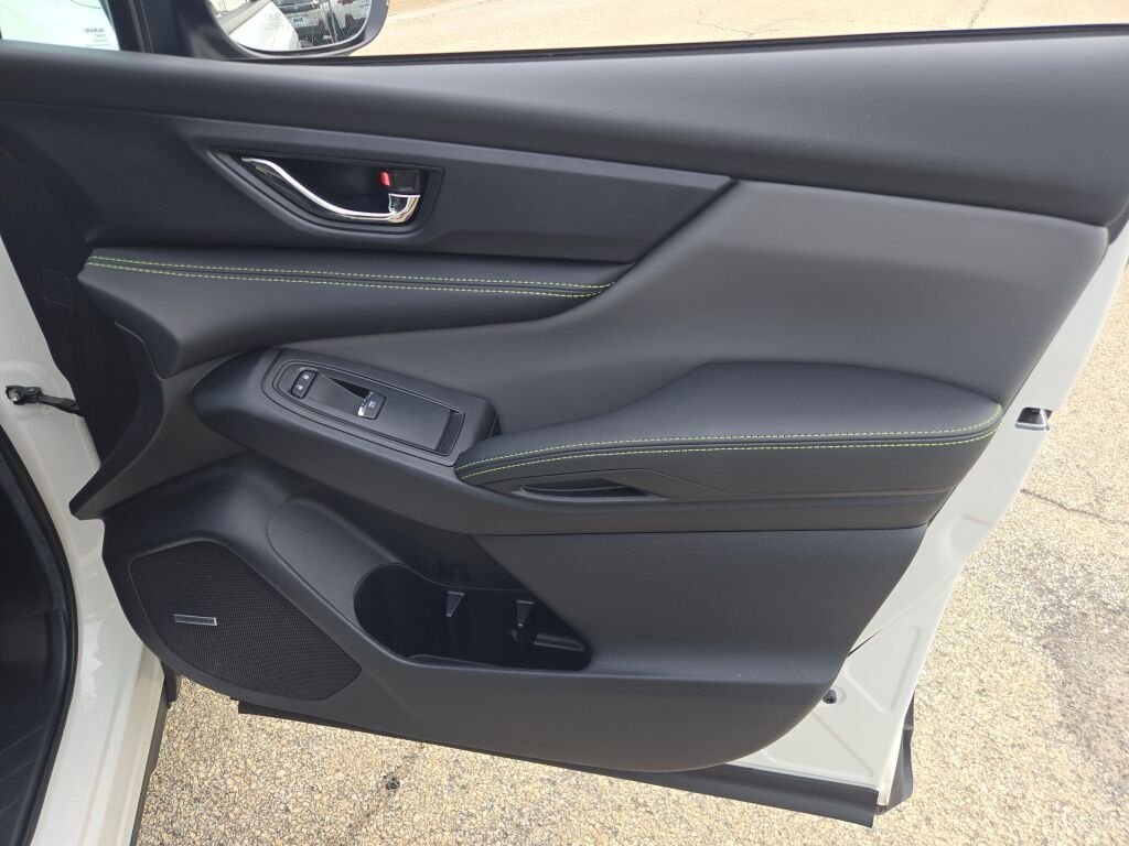 Used 2024 White Subaru Onyx Edition image 6