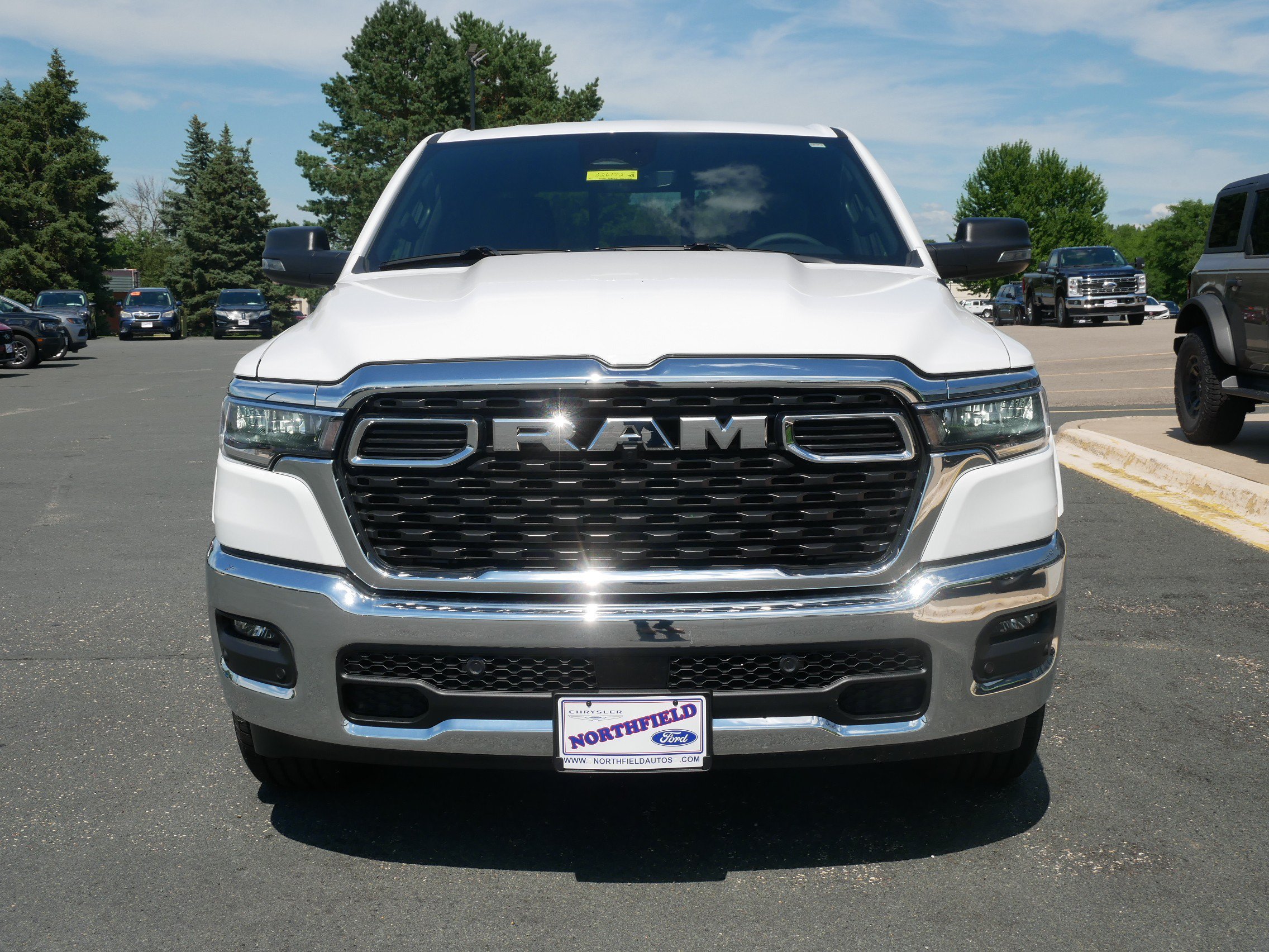 New 2026 Bright White Clear-Coat Exterior Paint RAM Big Horn image 3