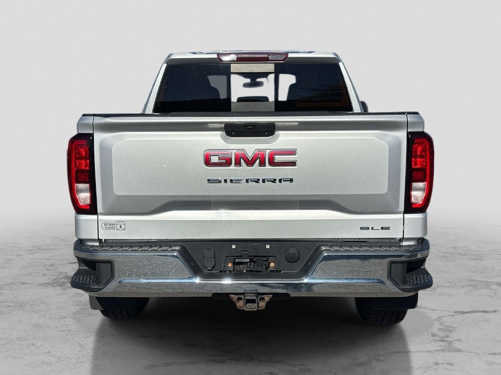 Used 2019 Silver GMC SLE image 4