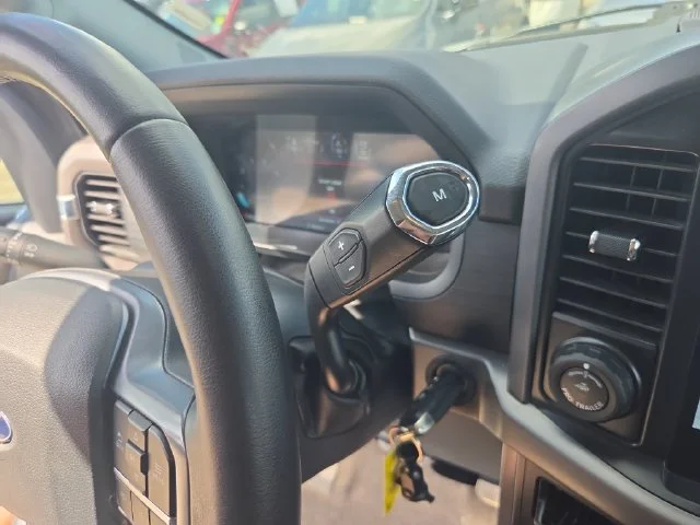 Used 2024 Gray Ford XLT image 25