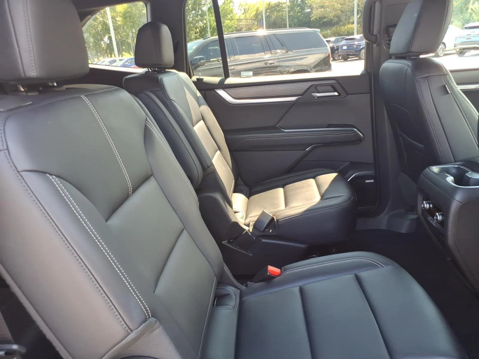 Used 2026 Summit White GMC AWD Elevation image 24