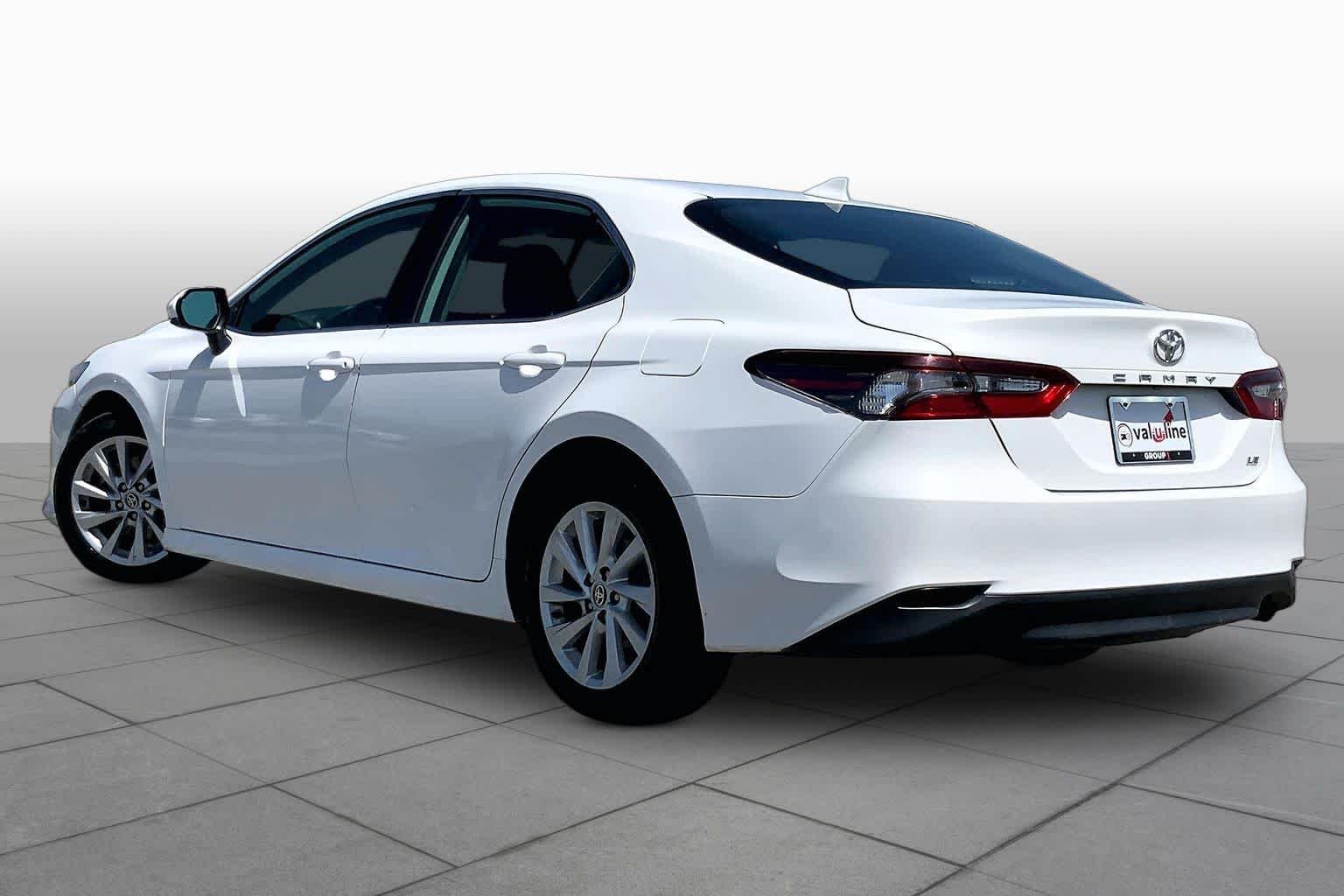 Used 2021 Super White Toyota LE image 12