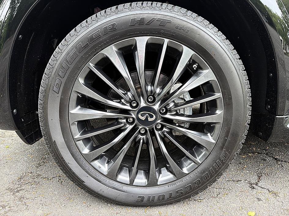 Used 2023 Mineral Black INFINITI PREMIUM SELECT image 8