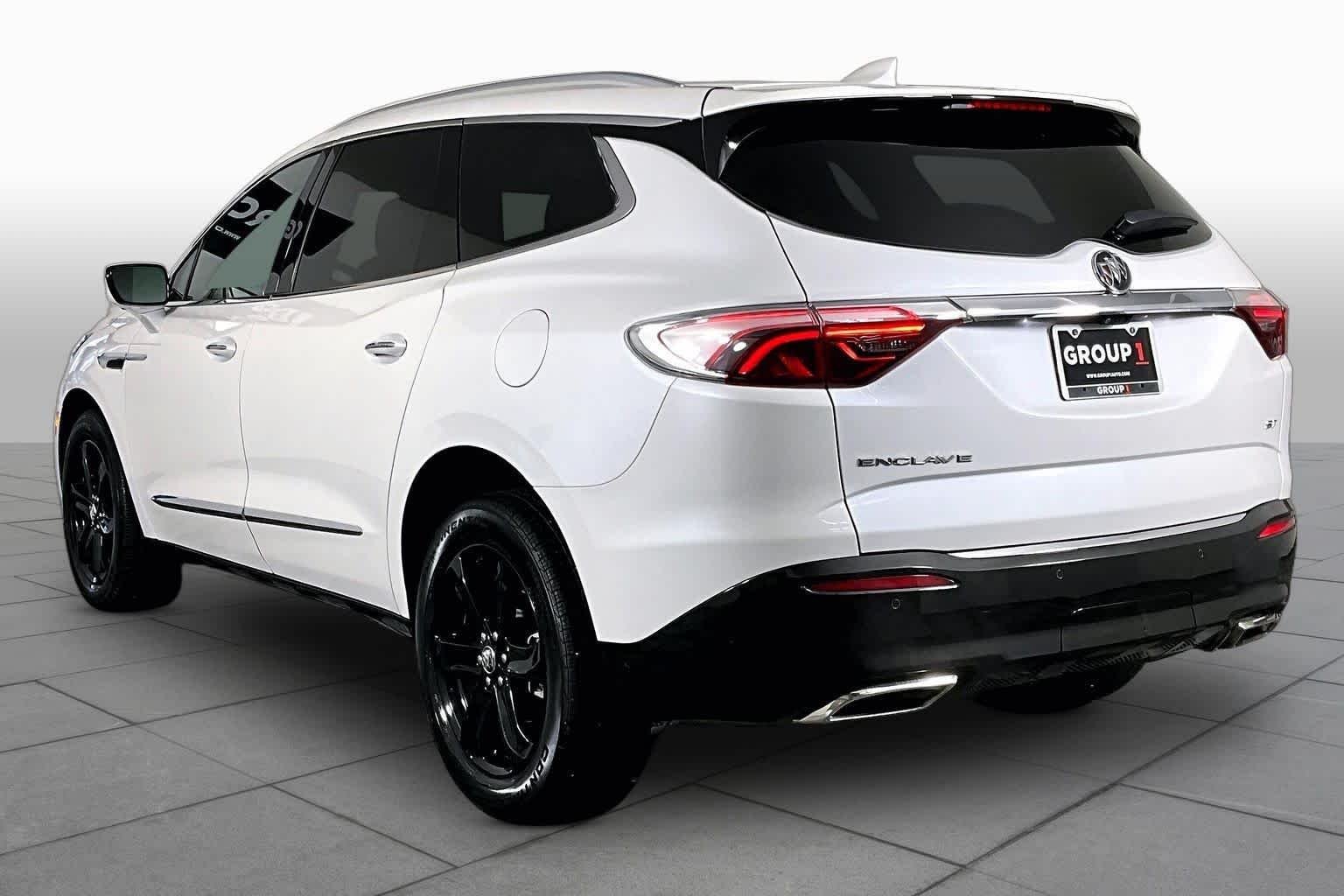 Used 2024 White Frost Tricoat Buick Essence image 12