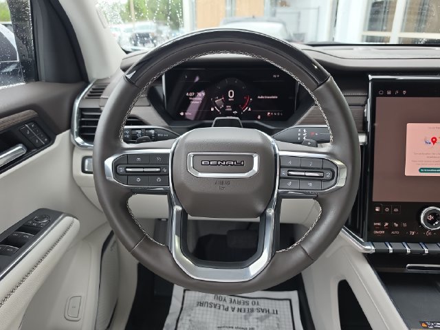 2026 GMC Acadia Denali - Photo 12