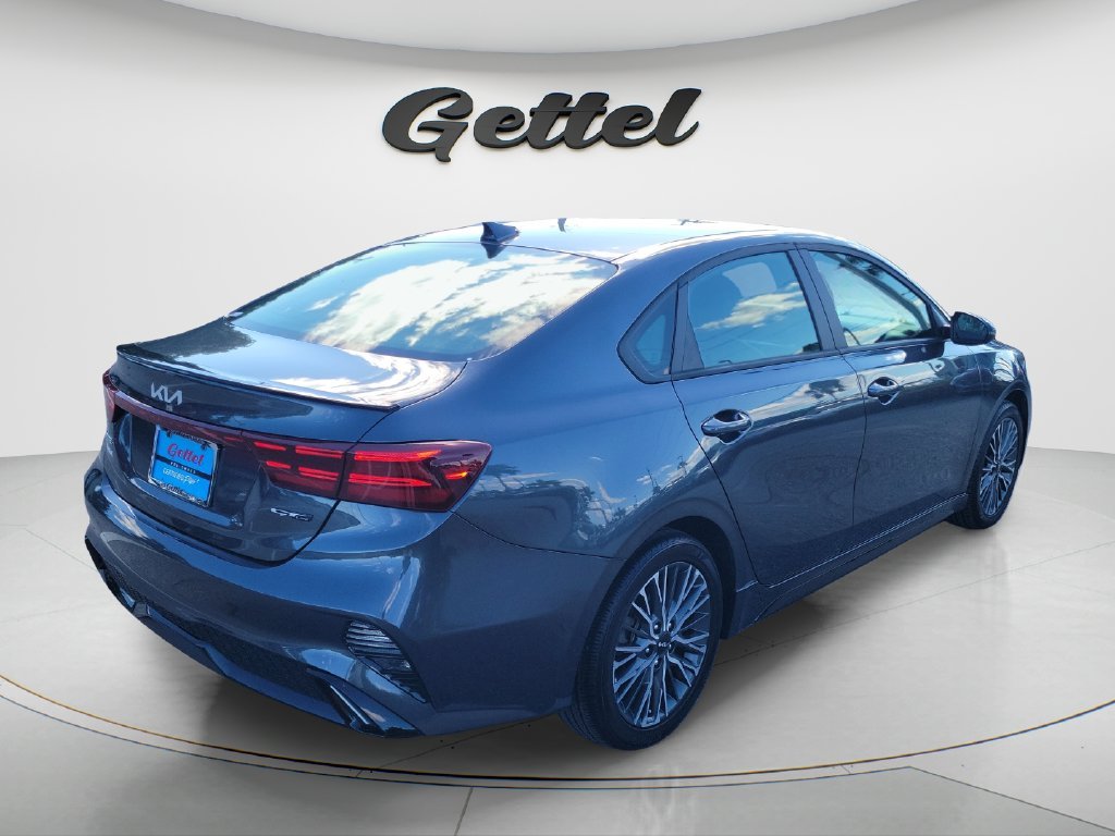 Used 2024 Gray Kia GT-Line image 5