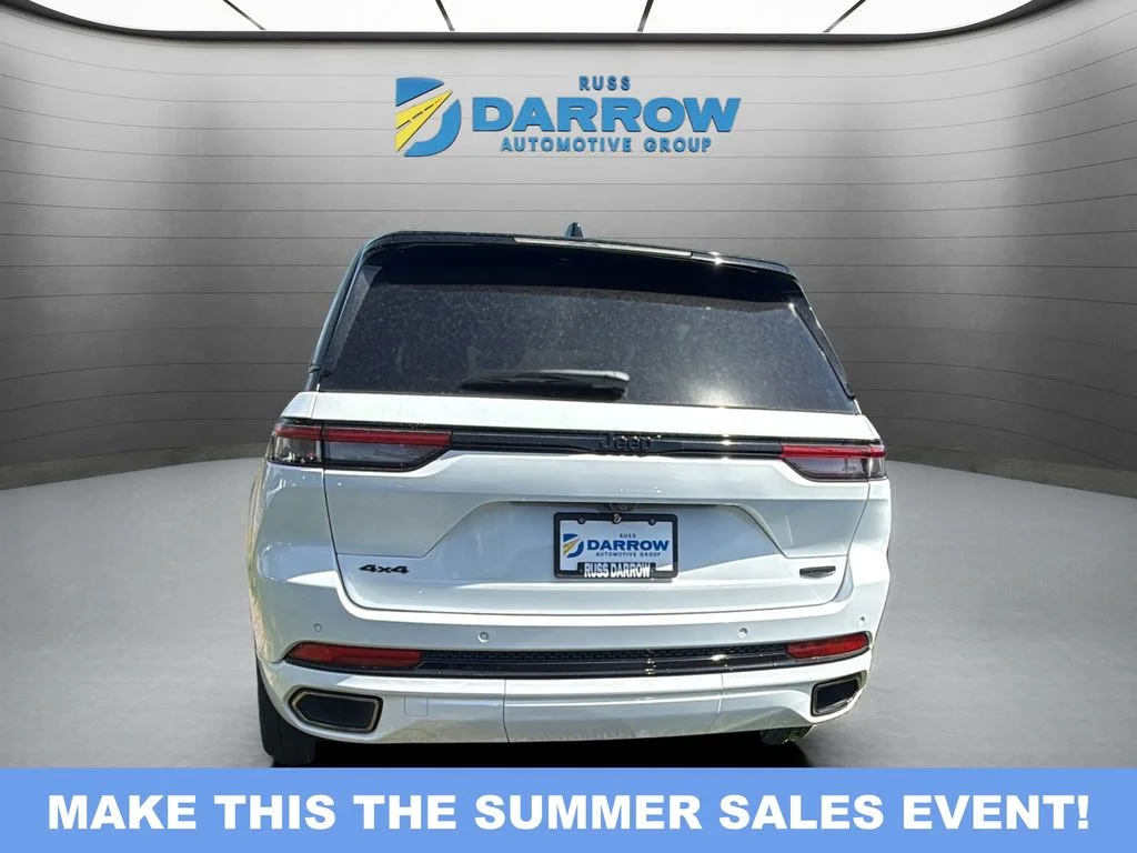 New 2025 Bright White Clear-Coat Exterior Paint Jeep Summit Reserve image 7