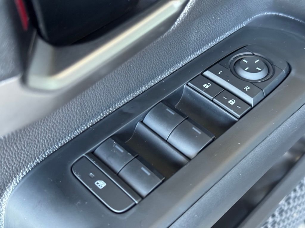 2025 Toyota Tacoma TRD Off Road - Photo 9