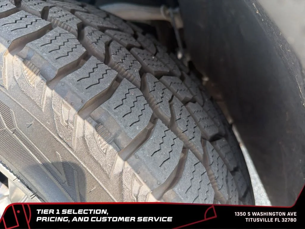 Used 2023 Onyx Black GMC Denali image 15