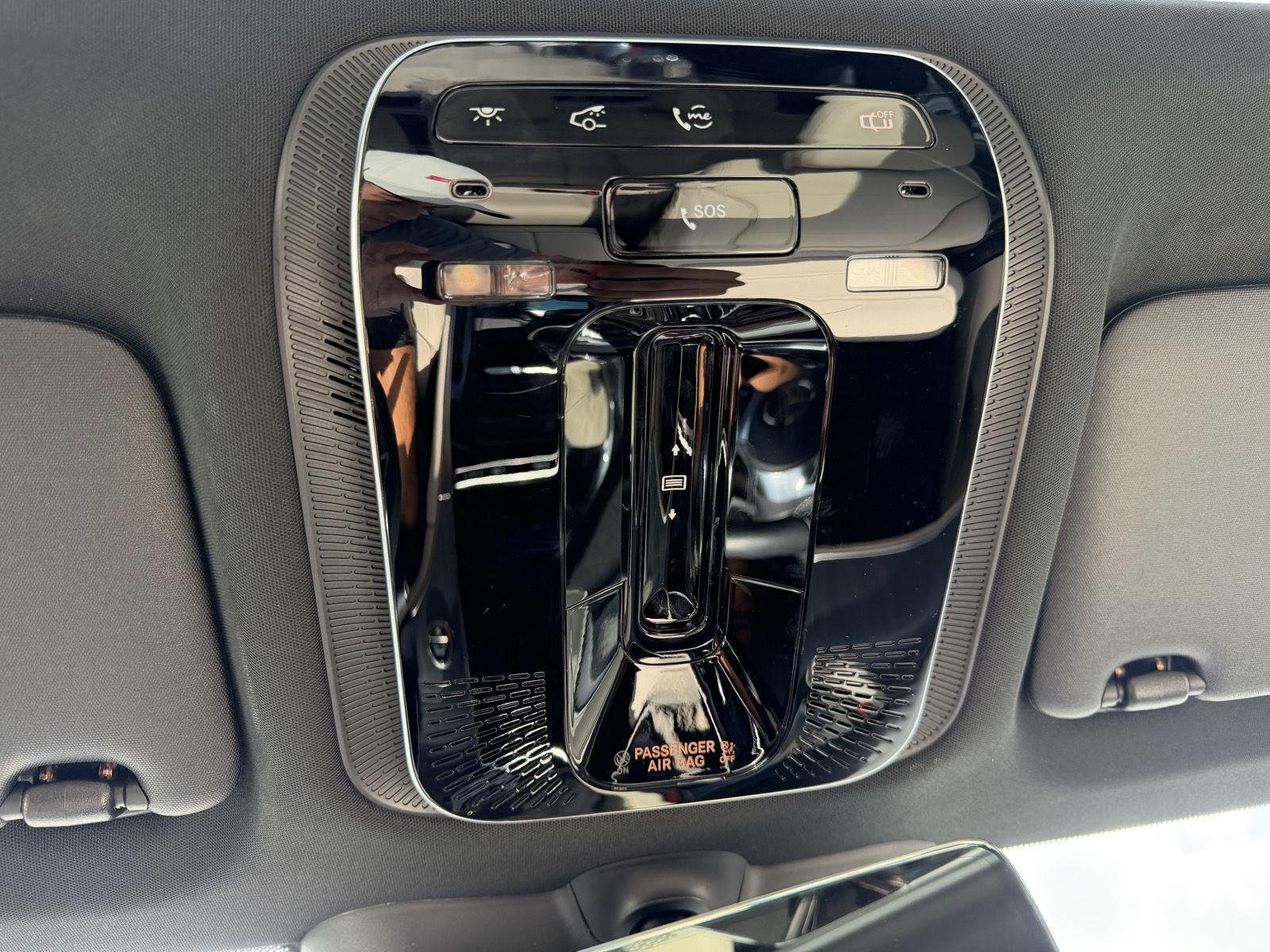 Certified Used 2026 Black Mercedes-Benz GLC 300 image 15