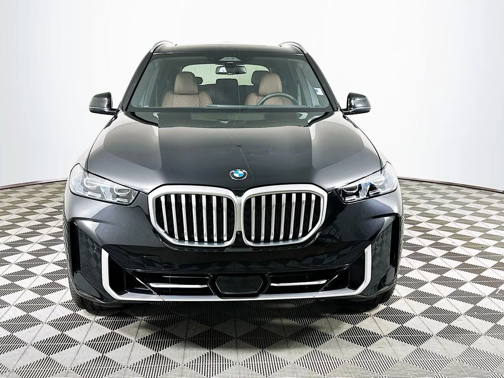 New 2026 Black Sapphire Metallic BMW xDrive40i image 2