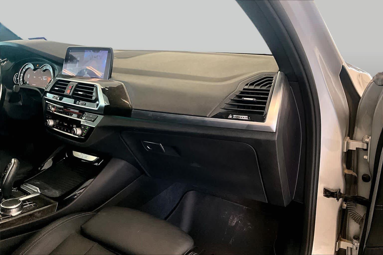 Used 2019 Glacier Silver Metallic BMW xDrive30i image 17