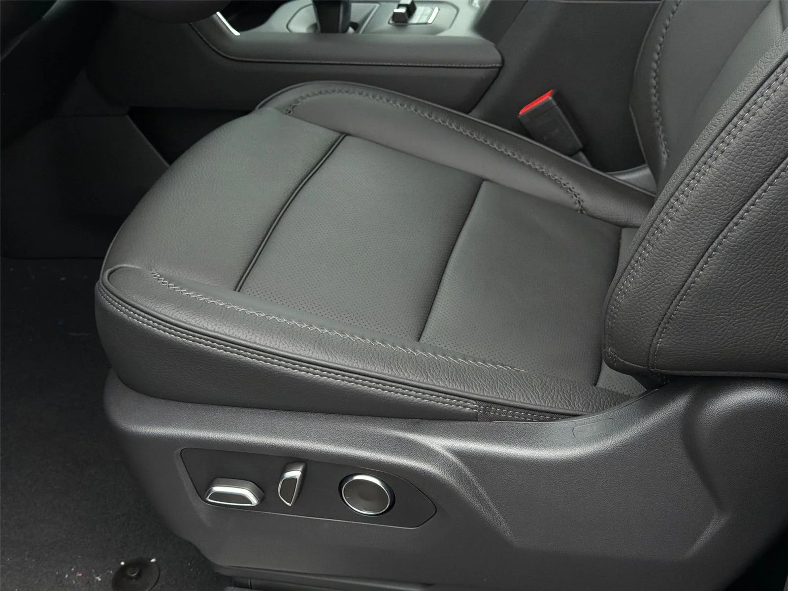 2026 GMC Sierra 1500 Denali - Photo 15