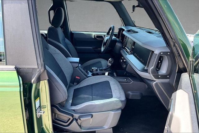 Used 2022 Green Ford Base image 5