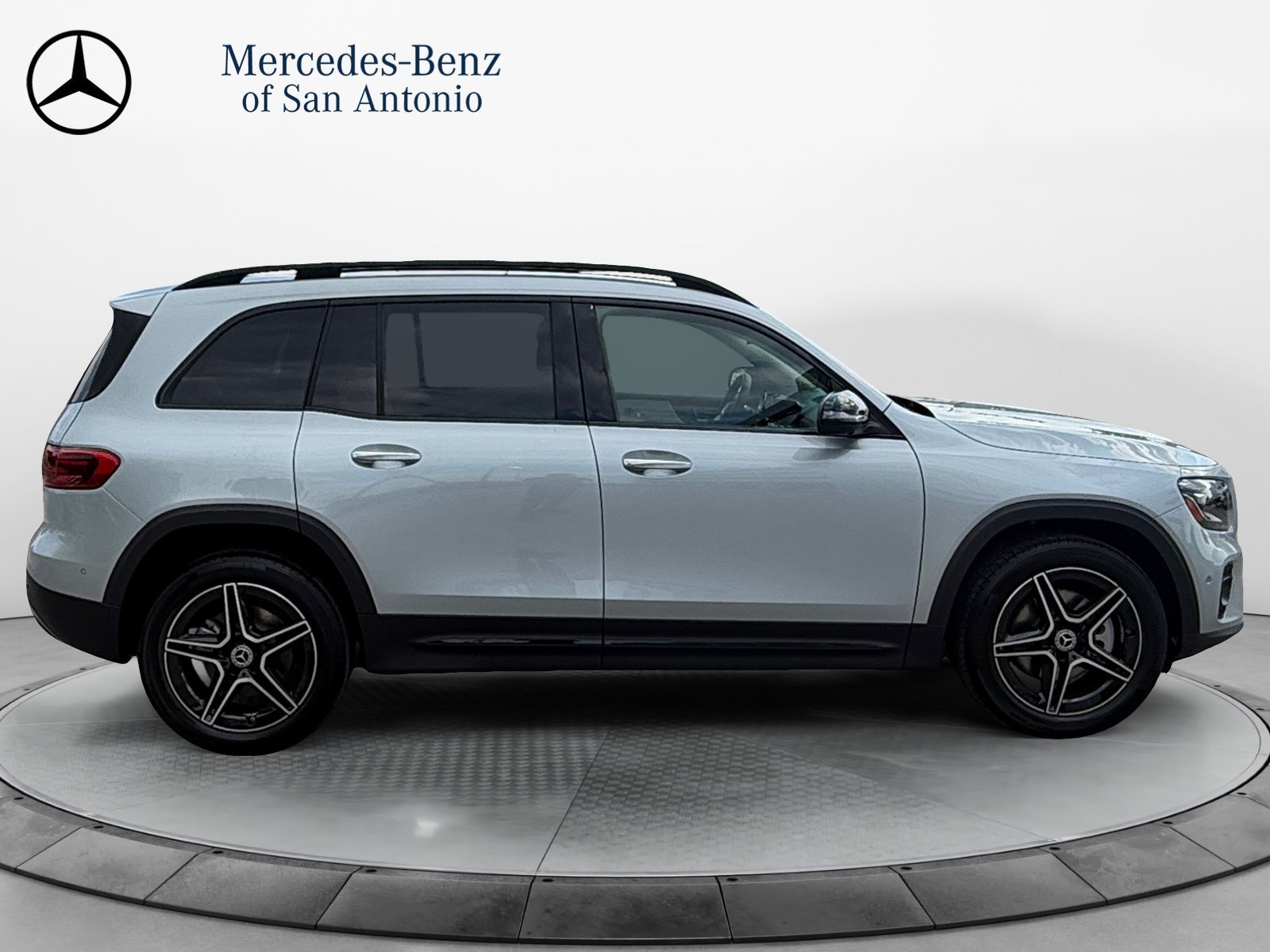 New 2026 Cirrus Silver Metallic Mercedes-Benz GLB 250 image 8