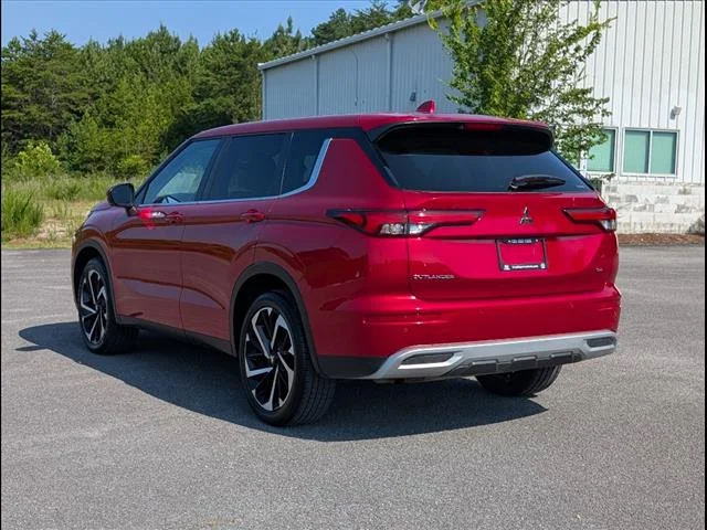 Used 2024 Red Diamond P62 Mitsubishi SE image 2