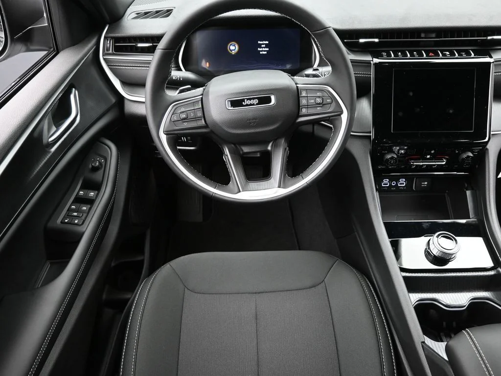 New 2025 Silver Jeep Laredo X image 14