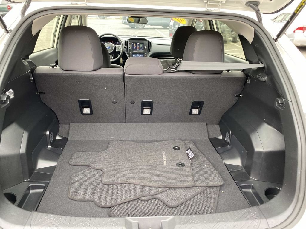 Used 2025 White Subaru Base image 6