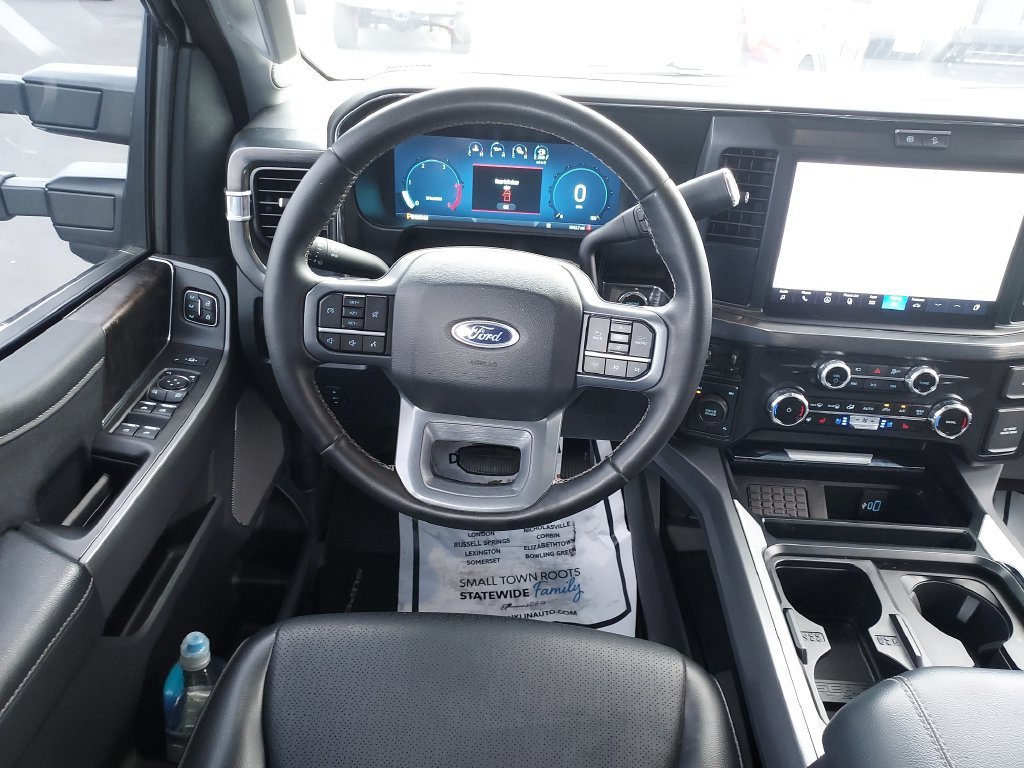Used 2025 White Ford Lariat image 16