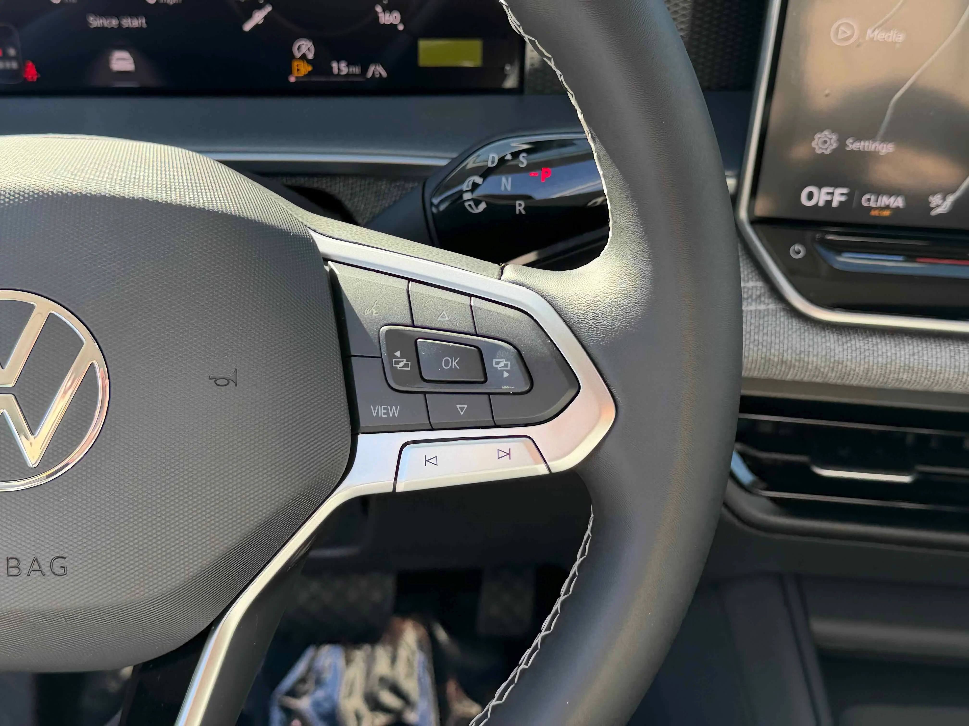 New 2026 Silver Volkswagen S image 18