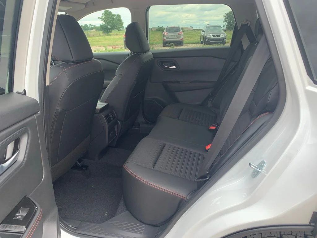 2026 Nissan Rogue Rock Creek - Photo 11