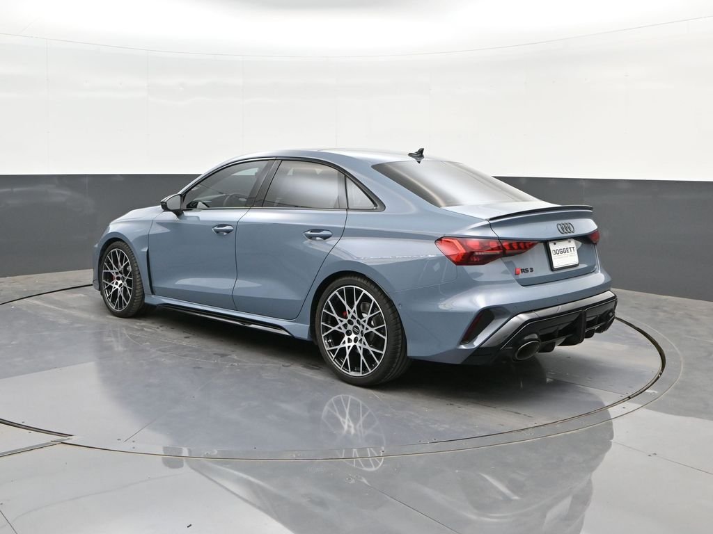 Used 2025  Audi 2.5T image 5