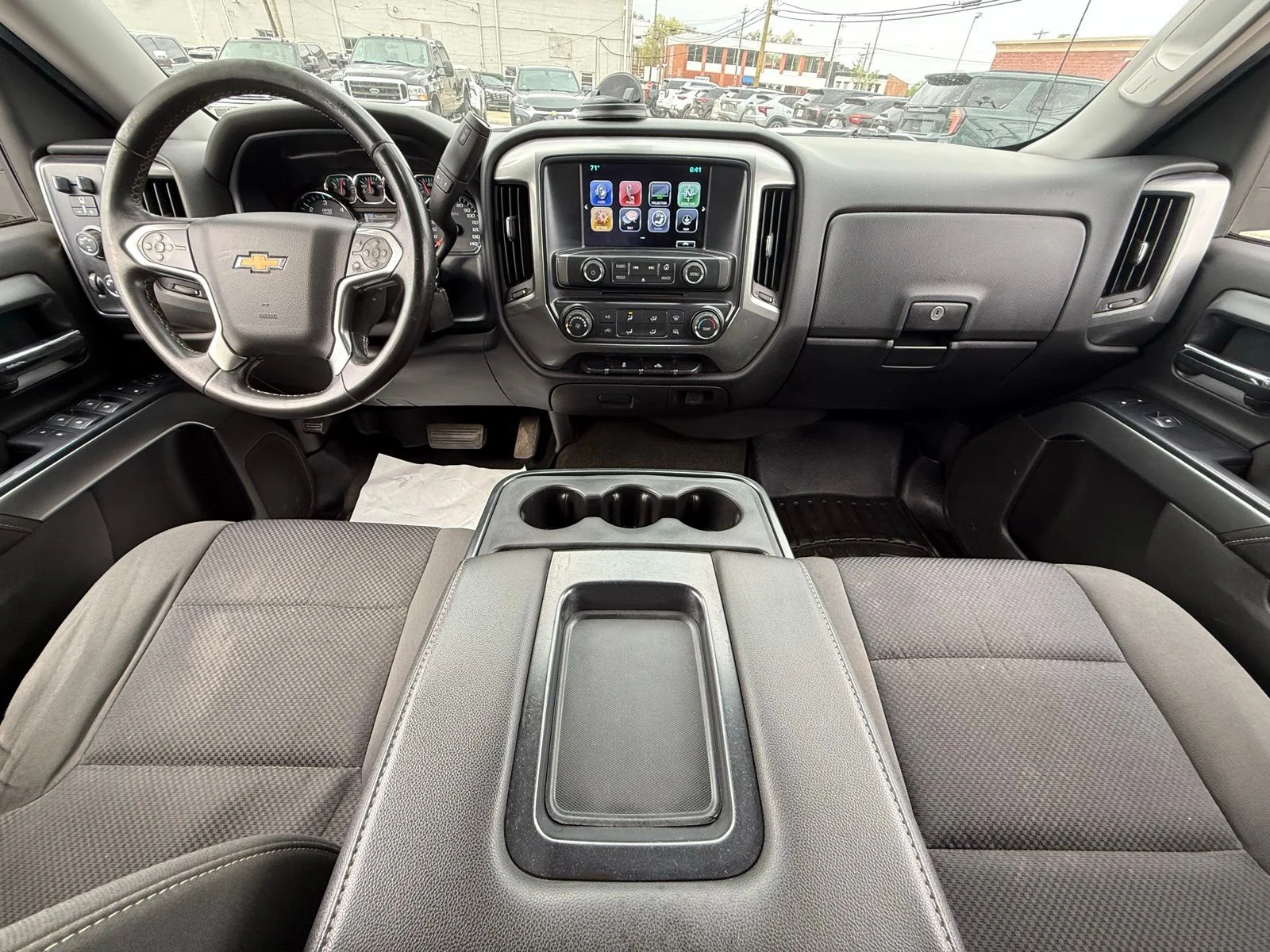 Used 2018 White Chevrolet LT image 16