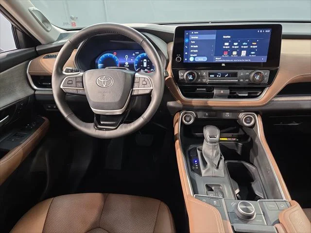 Certified Used 2026 PRECIOUS METAL Toyota  image 9