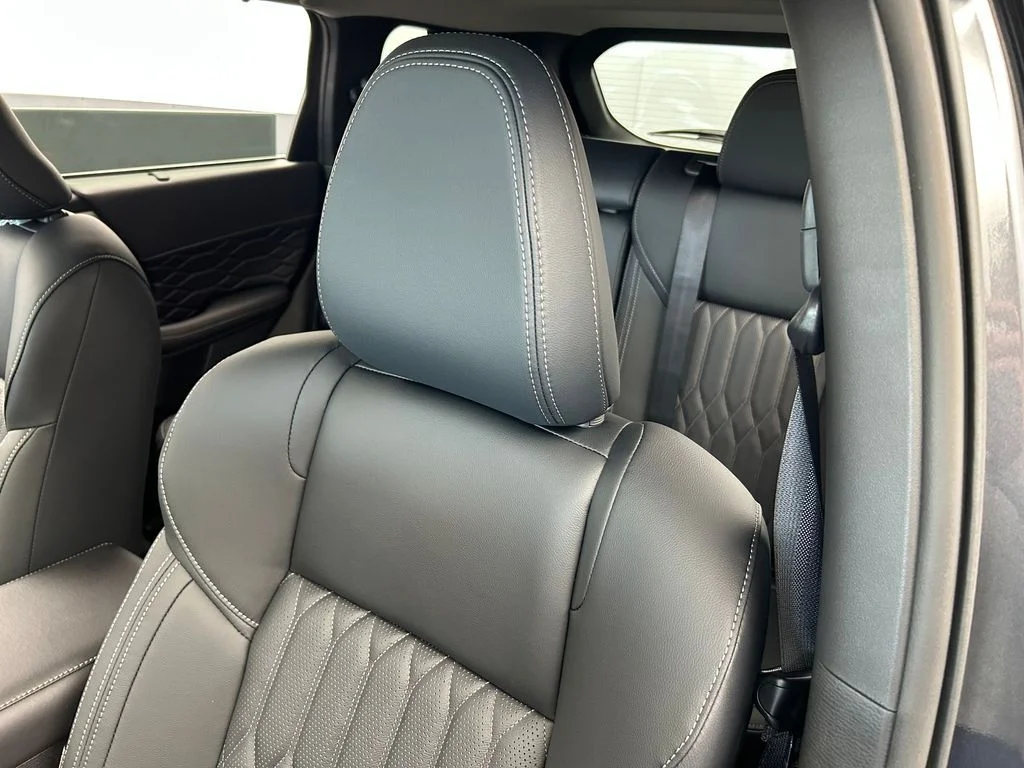 New 2026 Gray Mitsubishi SEL image 16