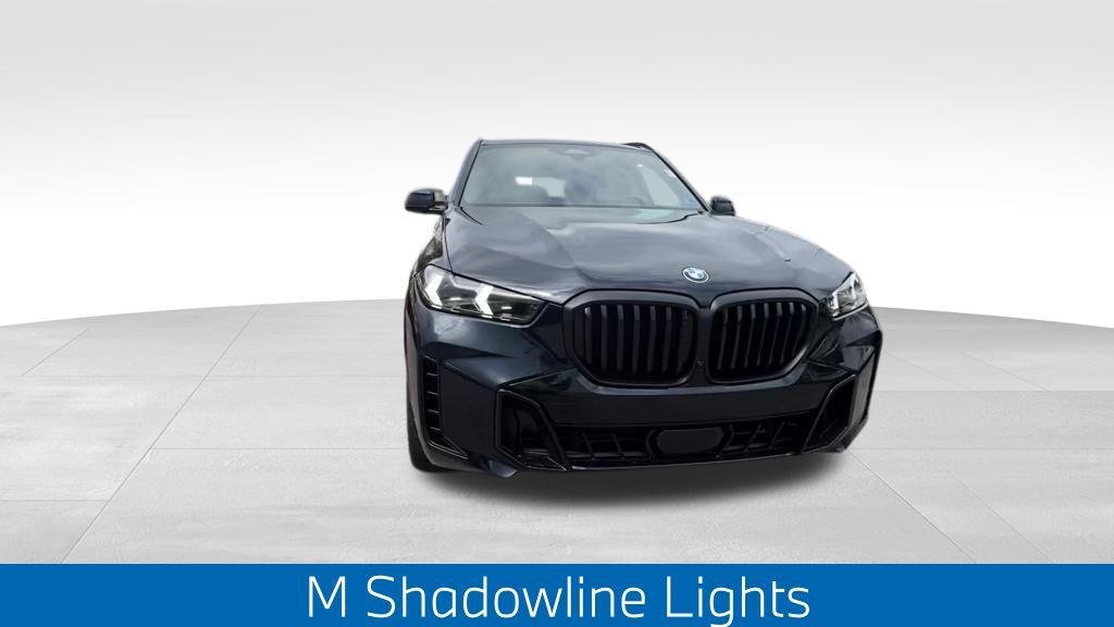New 2026 Carbon Black Metallic BMW xDrive40i image 14