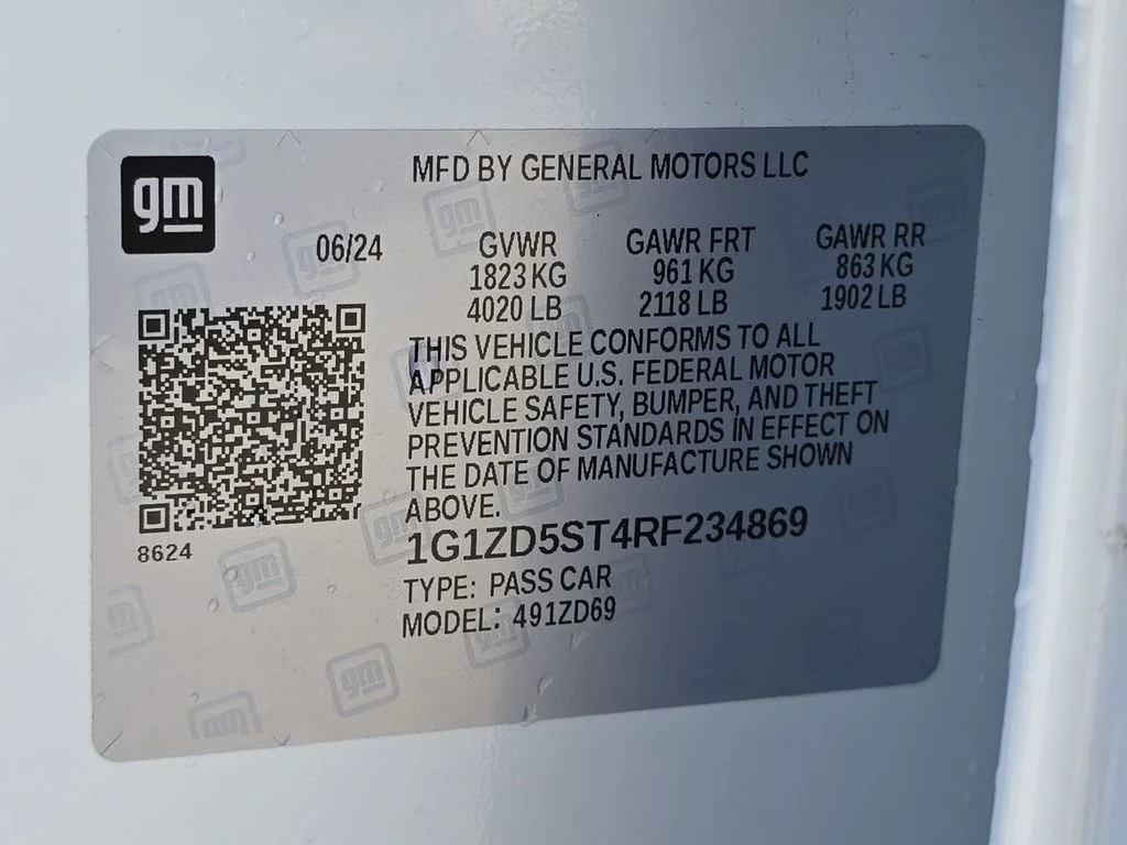 Certified Used 2024 White Chevrolet LT image 35