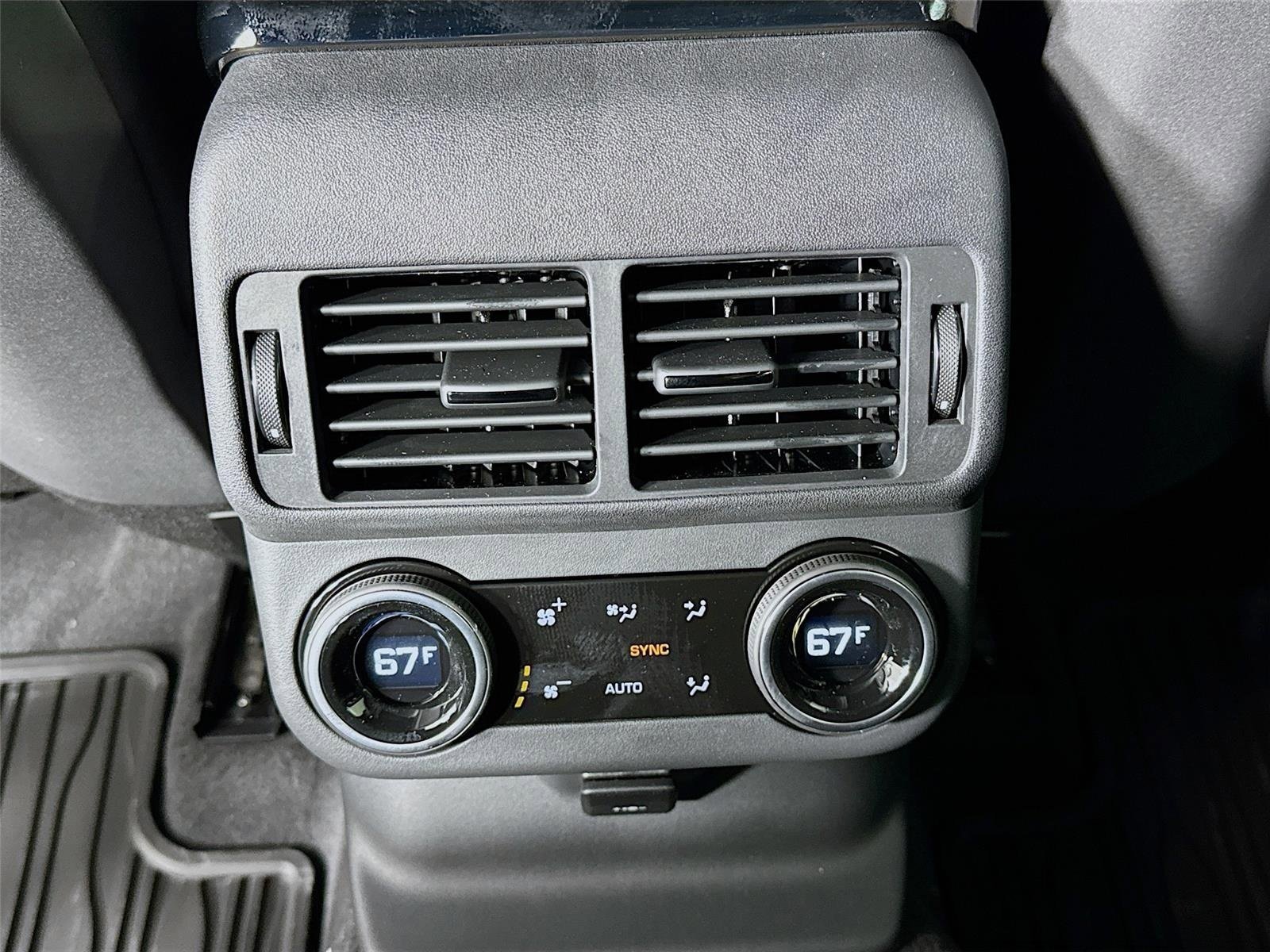 Used 2026 Gray Land Rover Dynamic SE image 27