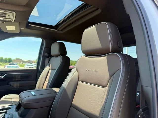 2026 GMC Sierra 2500HD Denali - Photo 17