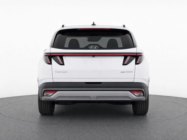 Used 2025 White Hyundai Limited image 6