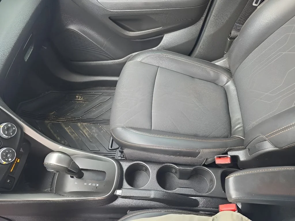 Used 2019 Black Chevrolet 1LT image 23