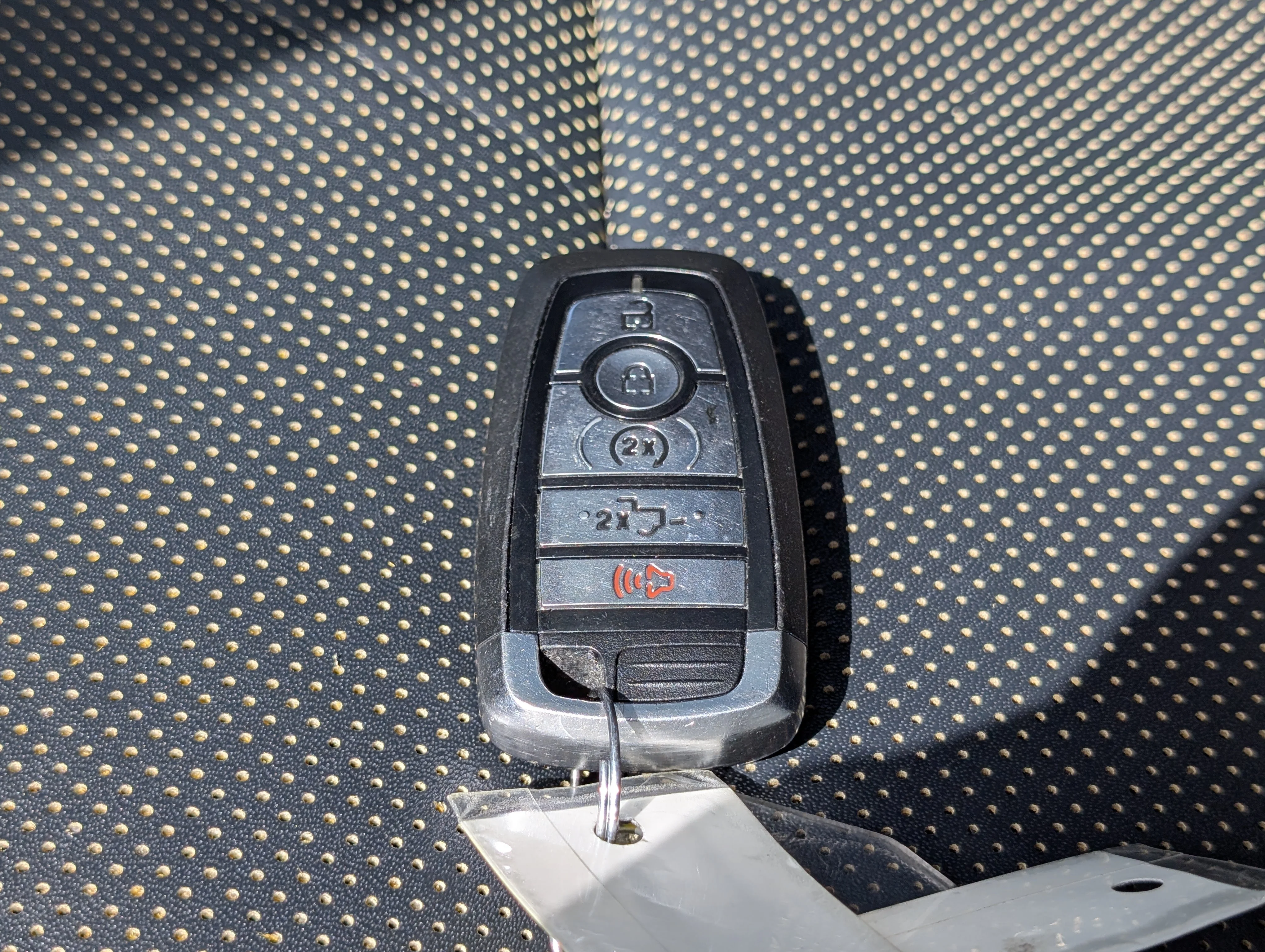 Used 2023 Agate Black Metallic Ford Tremor image 37