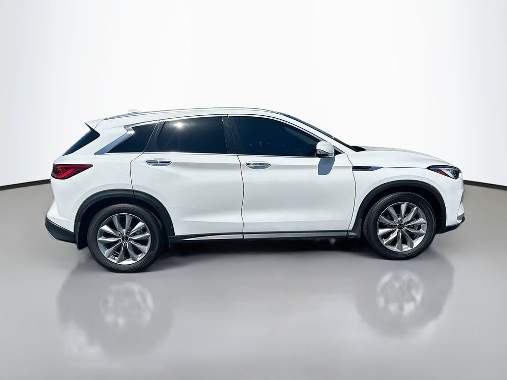 Used 2021 Lunar White INFINITI ESSENTIAL image 8